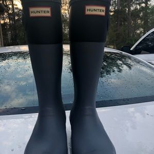 Hunter boots!! Perfect condition!!